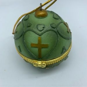 Green Autiom Trinket Box Ornament